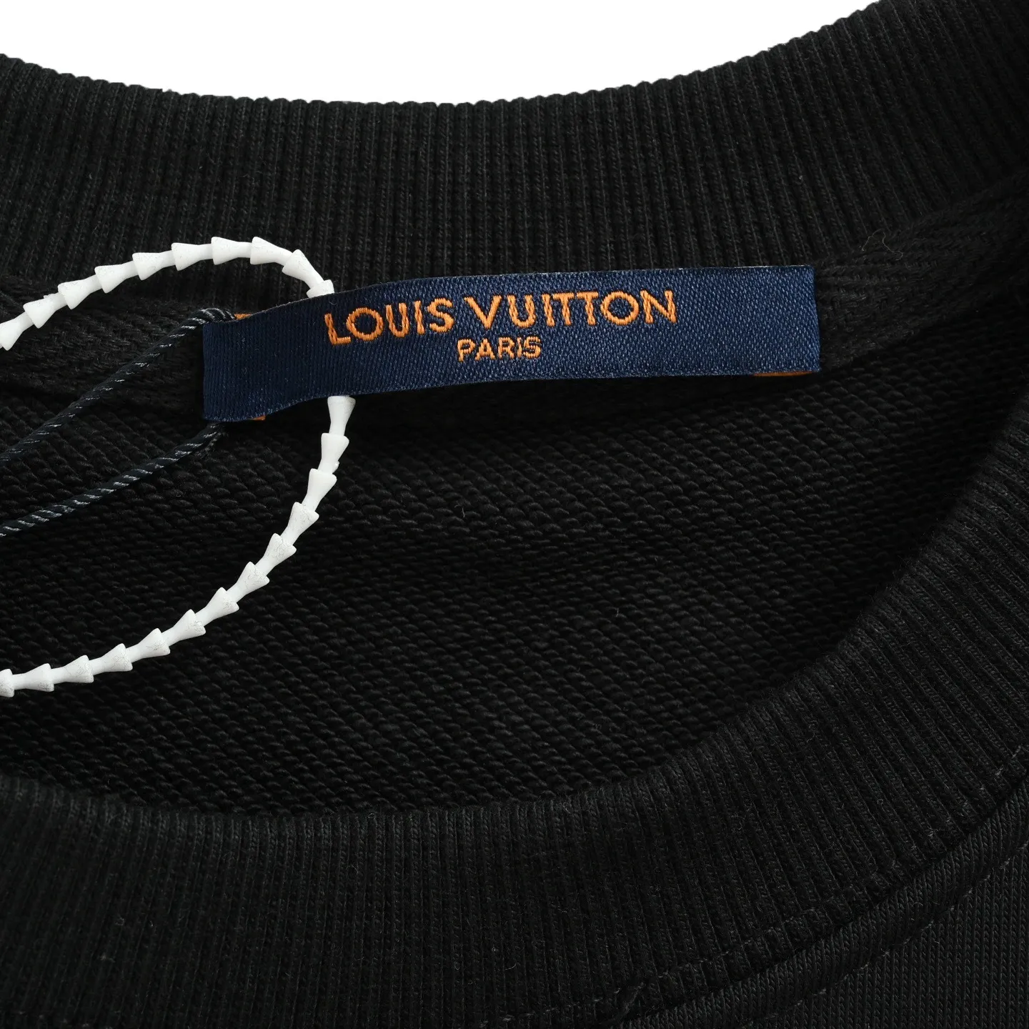 Louis Vuitton/ 25Fw logo